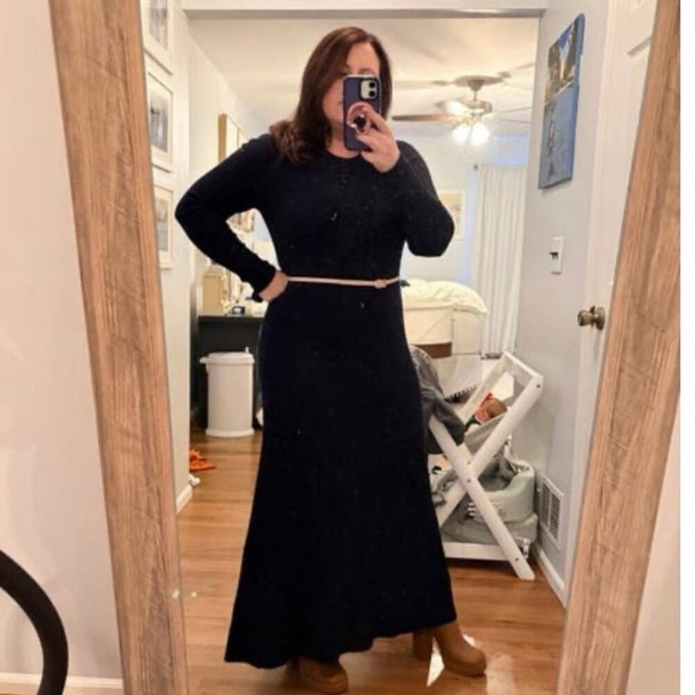 ANN MASHBURN Navy Blue Addie Long Sleeve Crew Neckline Sweater Dress sz Small - Picture 13 of 14